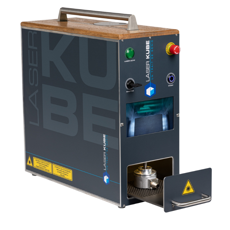 7 LaserKube X - machine marquage et gravure laser fabriquée en France par NWS LASER